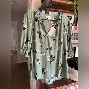 Melloday green floral blouse, size medium